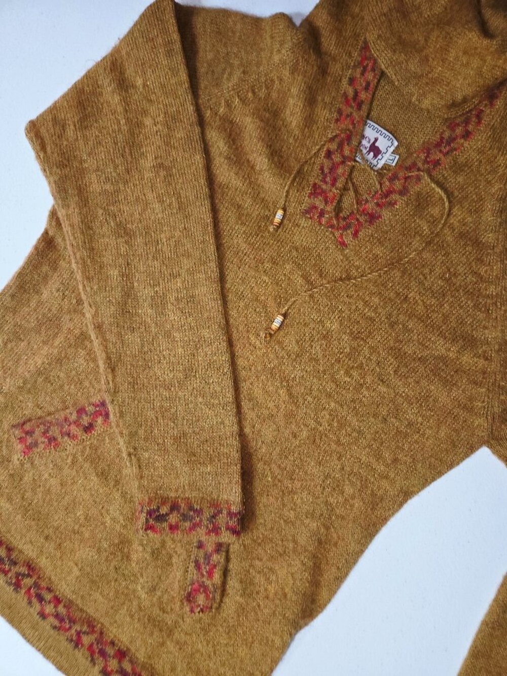 Vintage Peruvian golden-brown alpaca wool hooded pullover
